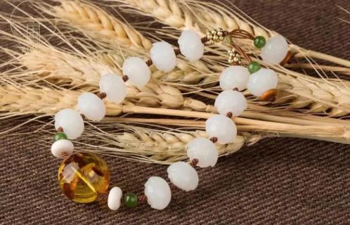 手串分男女，佩戴有讲究！  第1张