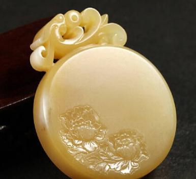 泰国旅游珠宝翡翠戒指怎样盘玉最好？讲究大了！  第1张