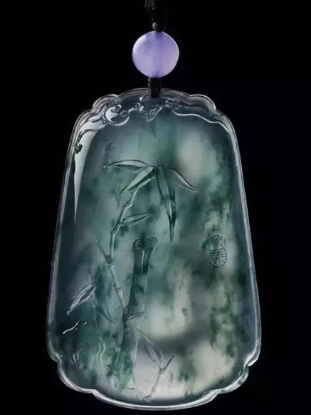 天然a货翡翠批发机雕翡翠都是便宜货，机雕一定比手工雕差对不对？  第1张