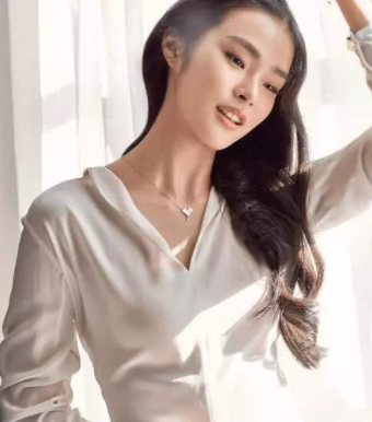 你知道珠宝首饰要如何搭配才更显气质？  第3张