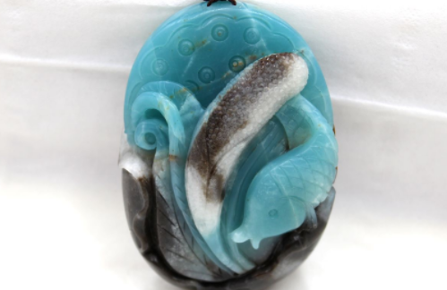 翡翠原石的产地贵翠是什么？它与翡翠一字之差，却有着天壤之别！  第3张