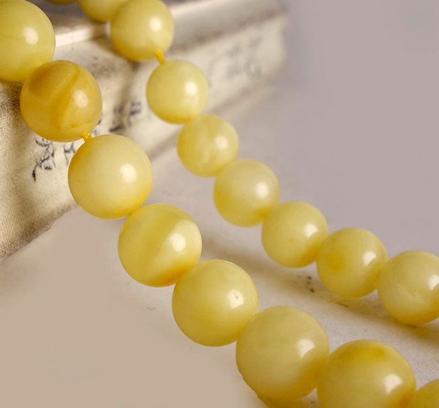 懂这些，你就比95%的人更懂琥珀蜜蜡  第1张