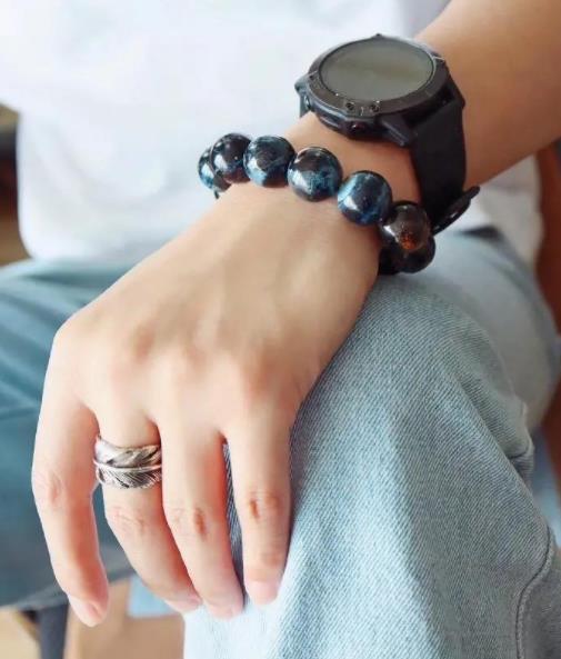 钛晶，青金石，绿发晶适合男士佩戴的晶石在这里！  第3张