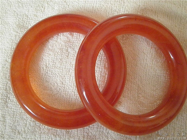 红翡翠的价格很高吗？为何有“万翠易得，一翡难求”的说法？   第3张