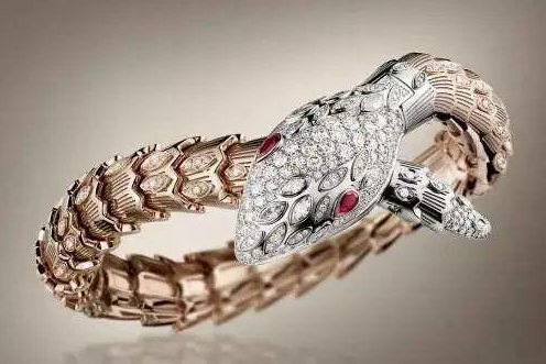 古董珠宝或二手珠宝有价值吗?  第2张