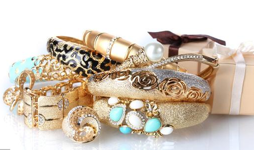 全球珠宝市场格局：区域特征明显，趋势趋同  第1张