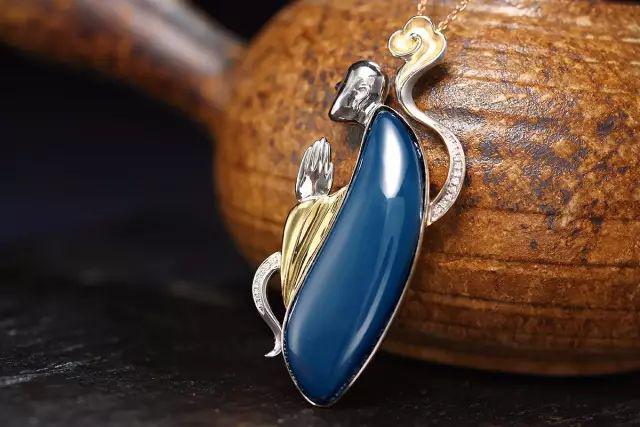 缅甸翡翠公斤料造成琥珀和蜜蜡最大区别的原因  第3张