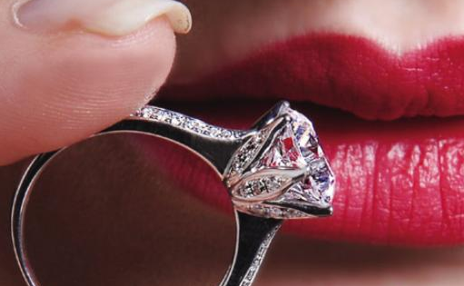 为什么玉、宝石市场比钻石市场，混乱 ？  第4张