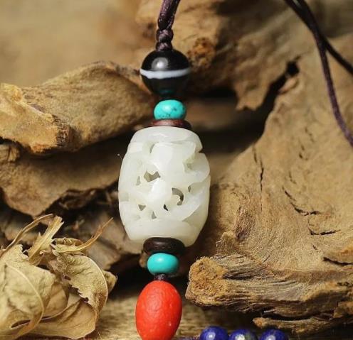 翡翠手镯怕晒吗人们为什么热衷于投资珠宝玉石呢？  第2张