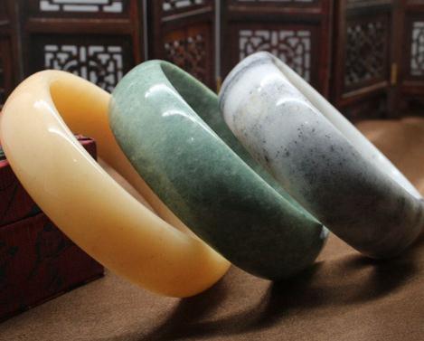 假的和田玉是什么冒充的？  第3张