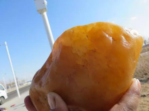 金丝玉价格多少，挑选时需要注意些什么？  第2张