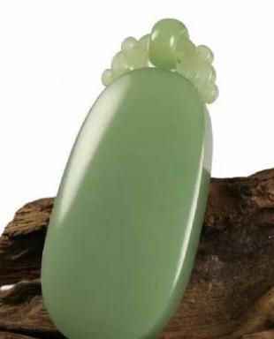 泰国旅游珠宝翡翠戒指怎样盘玉最好？讲究大了！  第3张