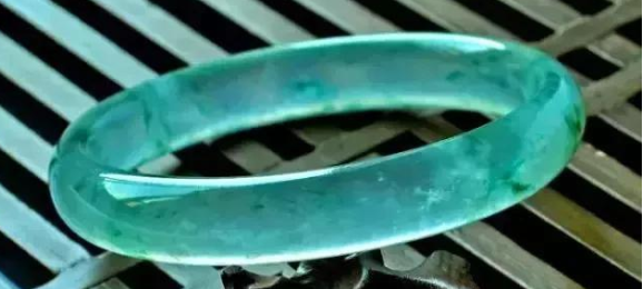 翡翠史上最有名的五件翡翠，第一名竟然不是慈禧的  第3张