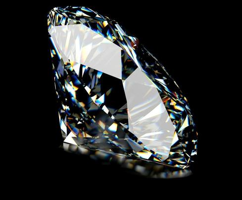 翡翠吊坠简单款钻石降价了？因供应过剩，需求疲软  第3张