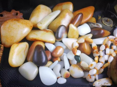 1万、10万、100万，玉的不同玩法？  第5张