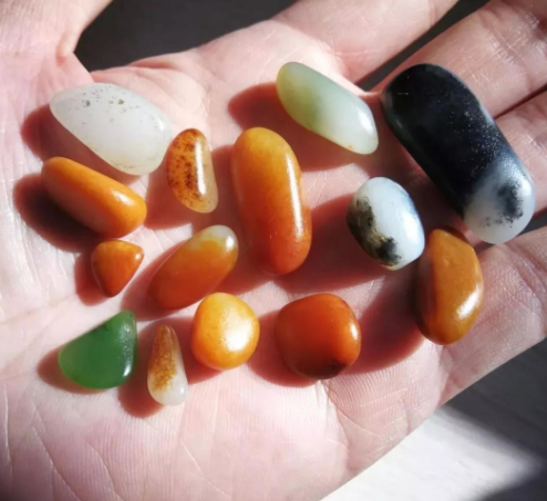 一红、二黄、三墨、四羊脂，这排行有什么根据？  第1张