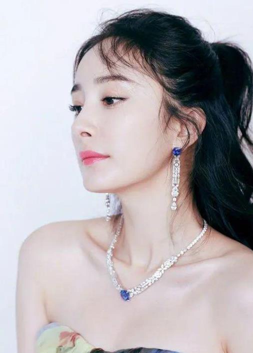 原来珠宝首饰佩戴有这些礼仪，你知道吗？  第4张