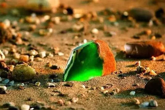 翡翠价格每年上涨的原因是什么？  第3张