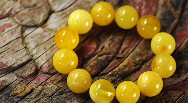 花2分钟了解蜜蜡保养攻略，你的蜜蜡光泽透亮  第6张