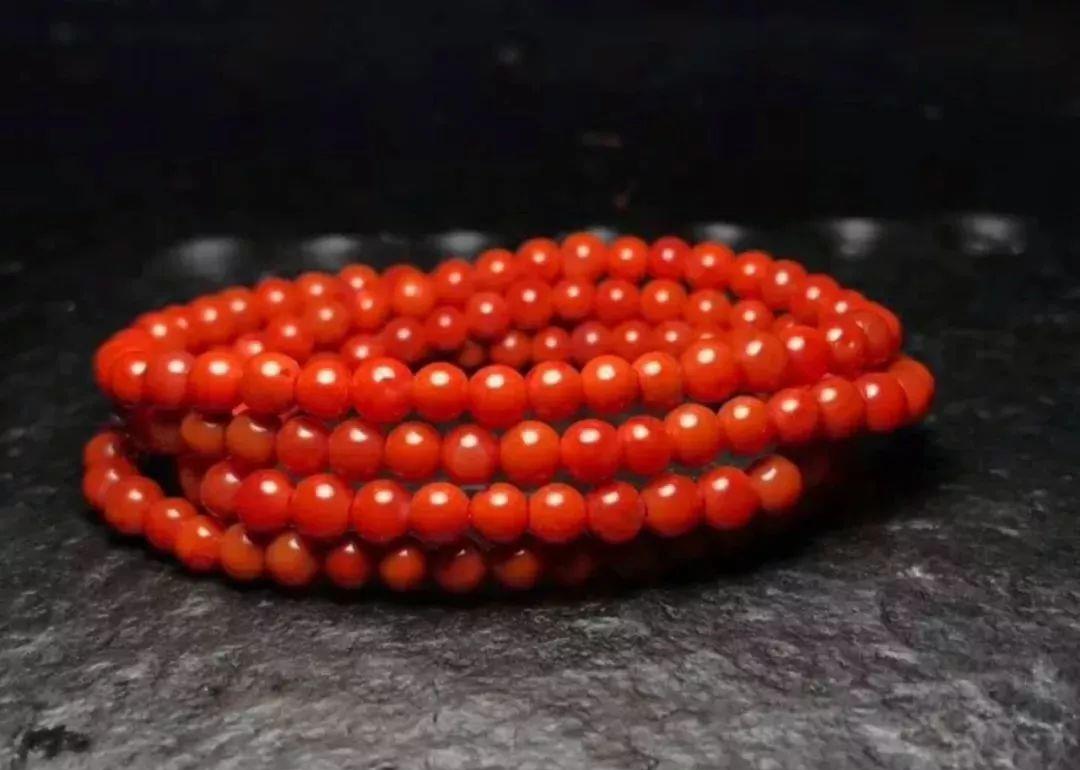 瓷底蓝花翡翠手镯南红造假技术已到到六代，谁买谁吃药！  第1张