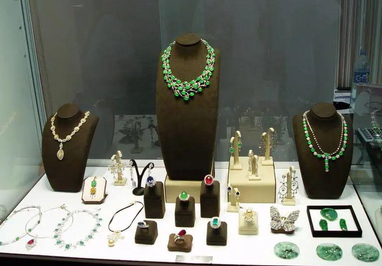 古董珠宝或二手珠宝有价值吗?  第3张