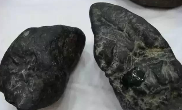 08年这件翡翠只要百万，现在已经接近千万了  第5张