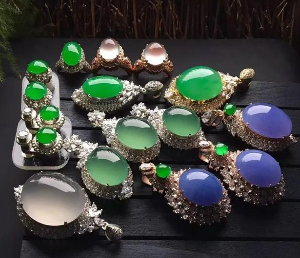 如何鉴别玉斧玉器翡翠价值逐渐上涨，背后的原因是不可再生   第9张