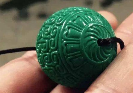 翡翠原石解石视频骨灰级玩家都想要的6种绿松石，你收了几个？  第1张