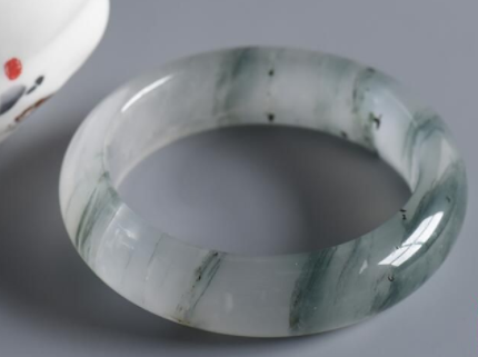 糯冰种价格水沫玉价格为何要比翡翠便宜那么多？  第2张