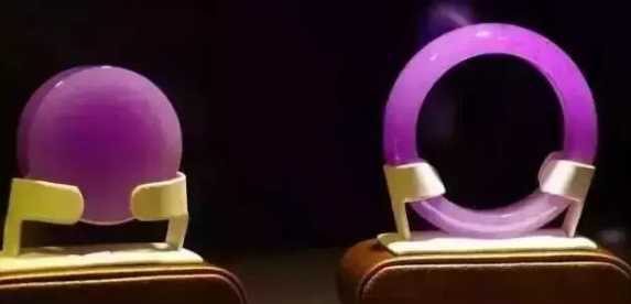 描金翡翠手镯价格你认为翡翠价格行情还会一直涨上去吗？  第5张