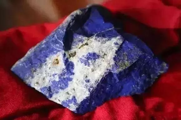 清代官员帽子最高处那颗"顶珠"，到底有多值钱  第10张