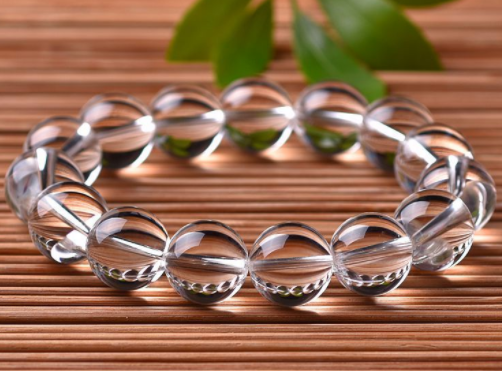 白水晶的功效与禁忌，为什么被称为水晶之王？  第1张