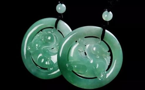 翡翠市场翡翠批发市场中国未来翡翠市场价格将呈现如何的变化？  第2张