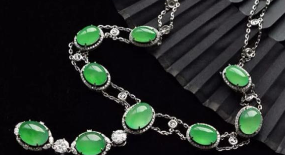 翡翠市场翡翠批发市场中国未来翡翠市场价格将呈现如何的变化？  第1张