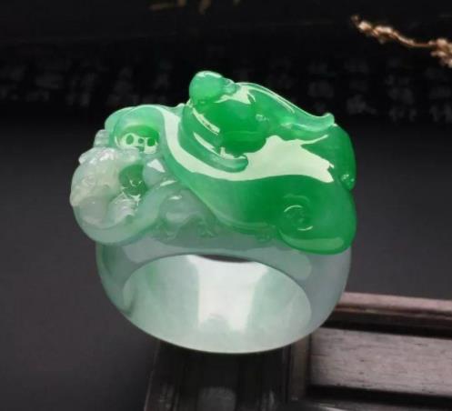 价值2个亿！这枚扳指堪称“天下第一”，你见过没？  第5张