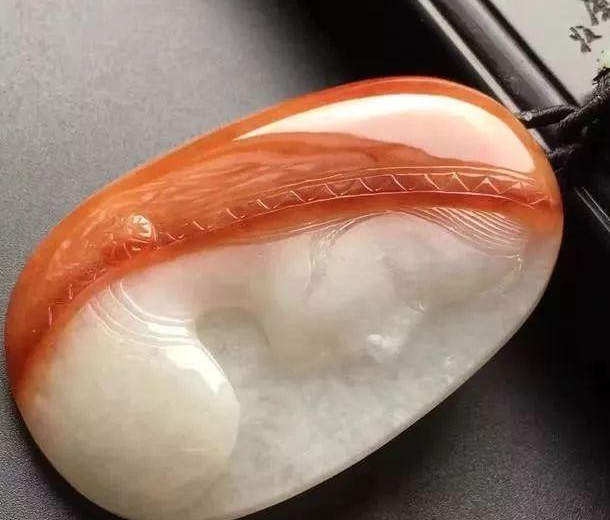 图文并茂教你翡翠的鉴别方法，方法挺牛，你知道吗？   第6张