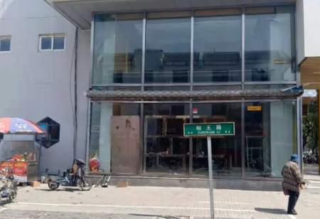 7亿翡翠手镯玉雕市场一蹶不振？玉器收藏市场持续过冬？  第3张