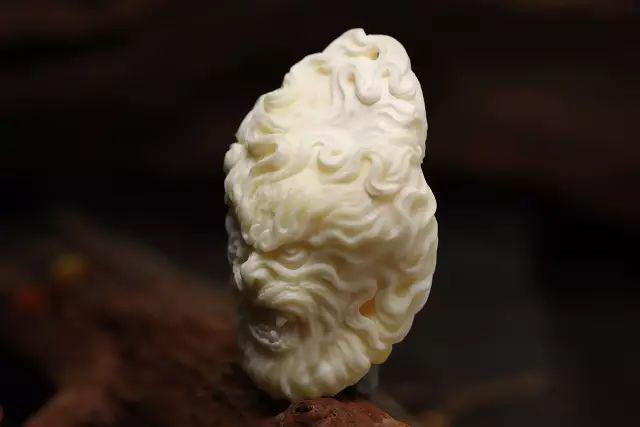 缅甸翡翠公斤料造成琥珀和蜜蜡最大区别的原因  第8张