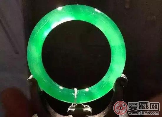 问题翡翠 堪比大整容的翡翠抛光   第3张