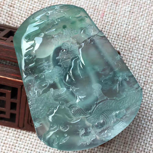 天然a货翡翠批发机雕翡翠都是便宜货，机雕一定比手工雕差对不对？  第5张