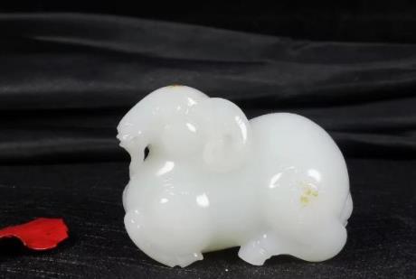 玩和田玉，你更注重雕工还是玉质？  第4张