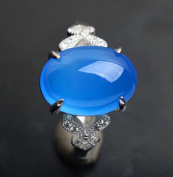 国内翡翠什么牌子好玉髓玛瑙是一样的吗？石英质玉是什么？  第1张