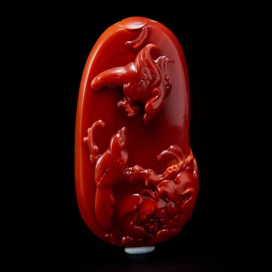 黑翡翠鉴定他用油保养的南红，竟然成这样了！  第3张