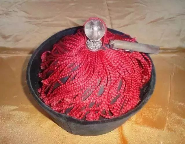 清代官员帽子最高处那颗"顶珠"，到底有多值钱  第7张