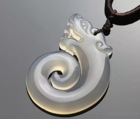 厚装翡翠手镯尺寸玉髓姓“玉”而非“玉”，却是玉石界的“套路王”  第3张