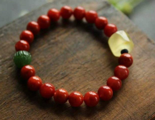 翡翠手镯63.32g南红玛瑙这样搭配，回头率100%  第2张