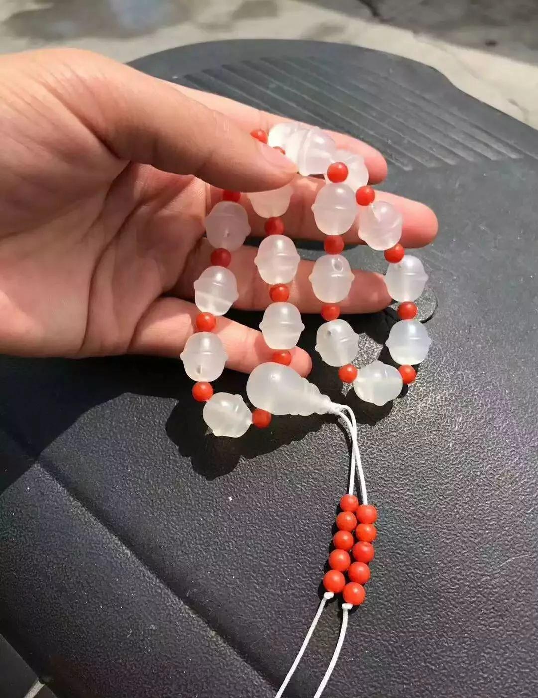 瓷底蓝花翡翠手镯南红造假技术已到到六代，谁买谁吃药！  第2张