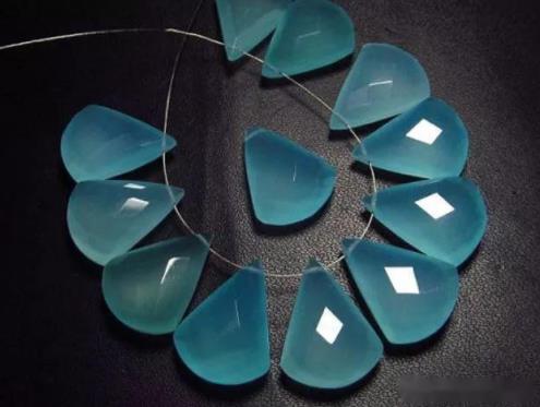 厚装翡翠手镯尺寸玉髓姓“玉”而非“玉”，却是玉石界的“套路王”  第4张