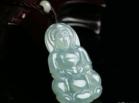 鉴别翡翠染色翡翠，清代的帝王玉  第2张