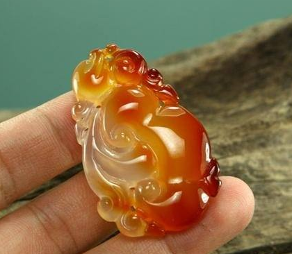 冰彩玉髓真的有收藏价值吗？  第4张